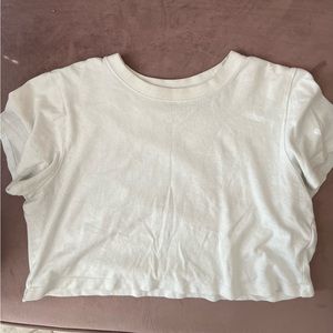 urban outfitters white crop tee